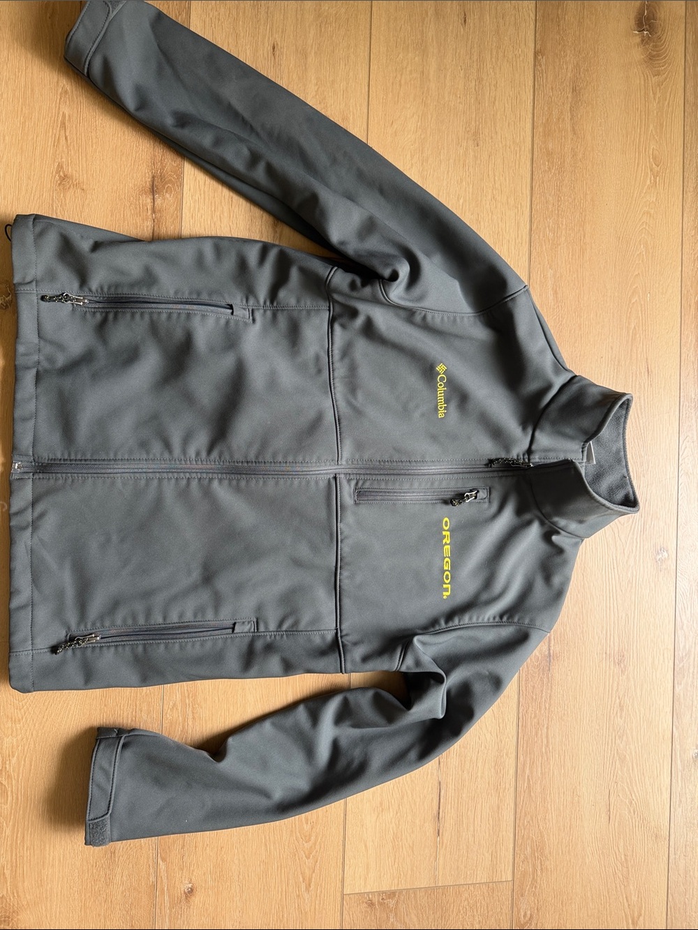 Columbia Men's Dark Gray Softshell Jacket with Duck logo size Large